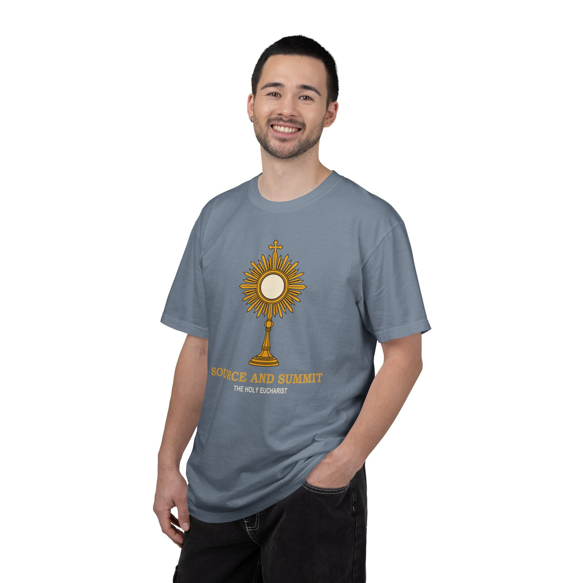 Camiseta «La Eucaristía, fuente y cumbre», camiseta católica con custodia, camiseta de adoración, regalo para la Primera Comunión