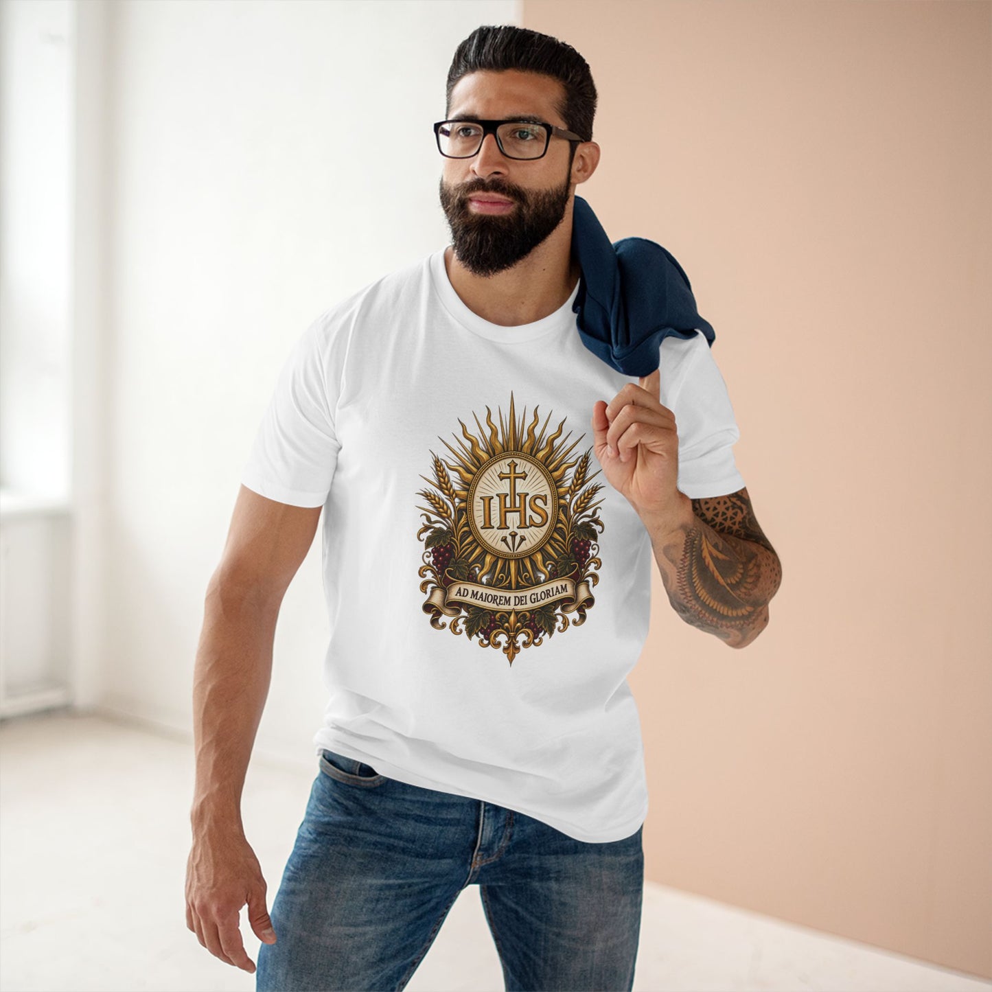 Ad Maiorem Dei Gloriam IHS Unisex-T-Shirt | Katholisches Jesuiten-T-Shirt