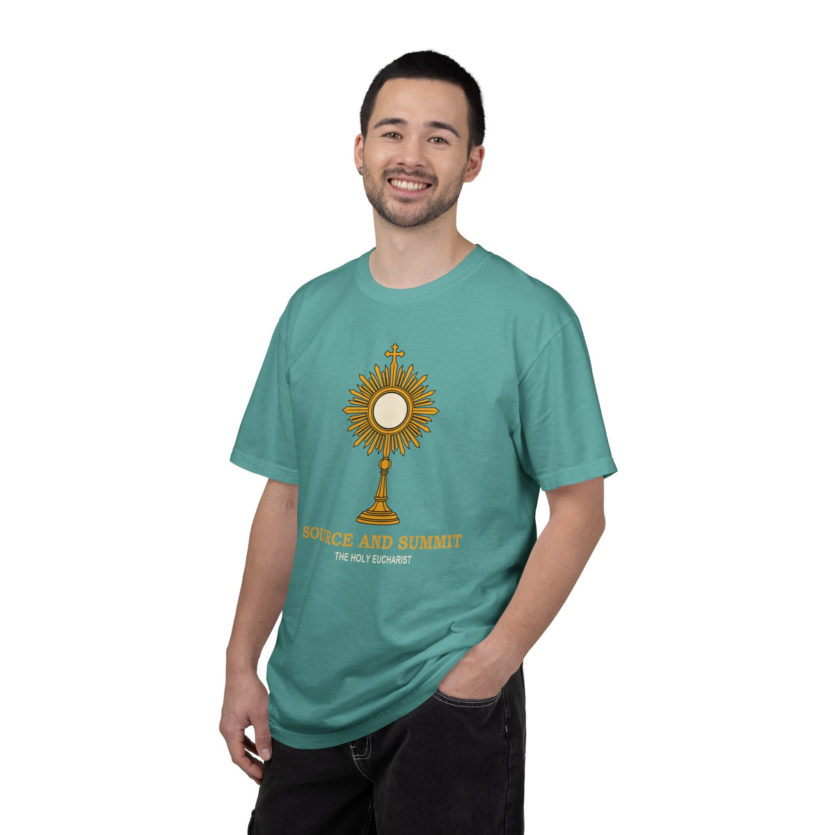 Camiseta «La Eucaristía, fuente y cumbre», camiseta católica con custodia, camiseta de adoración, regalo para la Primera Comunión