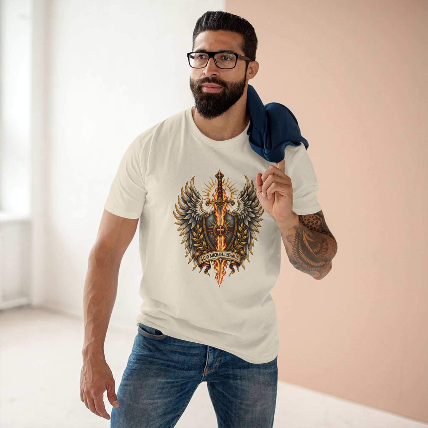 Unisex-T-Shirt „Heiliger Michael, verteidige uns“ | Katholisches Erzengel-T-Shirt
