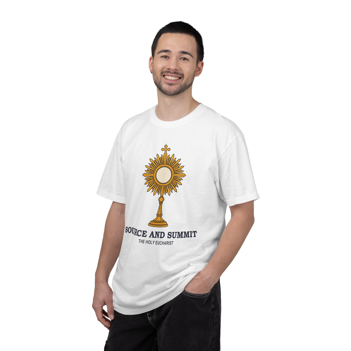 Camiseta «La Eucaristía, fuente y cumbre», camiseta católica con custodia, camiseta de adoración, regalo para la Primera Comunión
