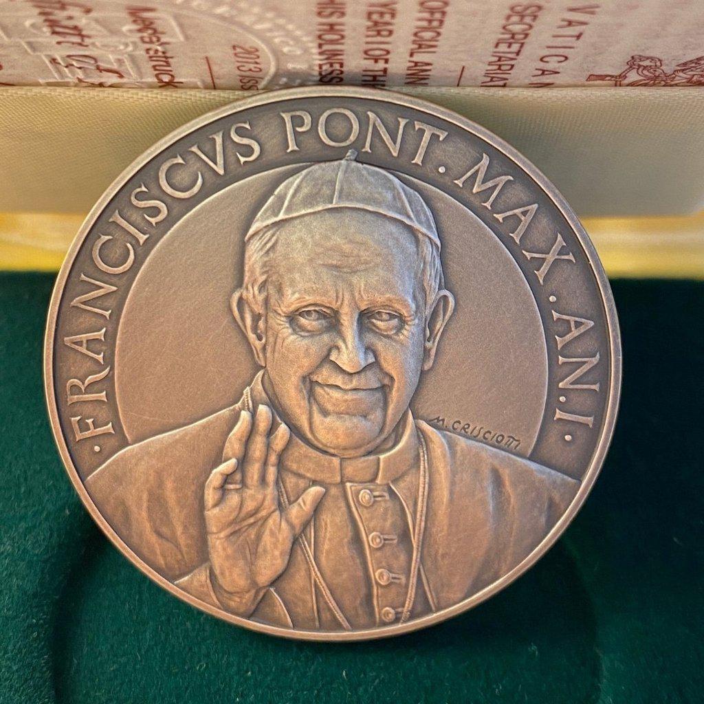 Annual Papal Medal  2013 - Silver Mint - Year 1 - Pope Francis Pontificate | Catholically