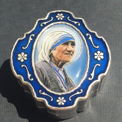 St. Mother Teresa - San Madre Teresa Calcutta - Rosary Blessed By Pope | Catholically